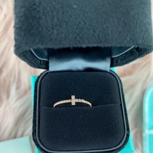 Tiffany & Co.  t wire ring rose gold